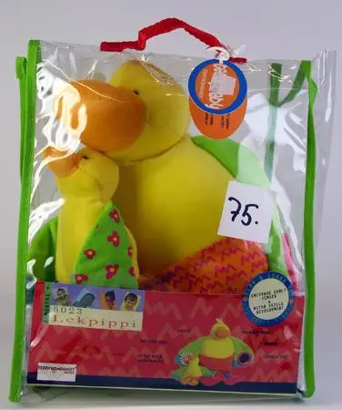 Squeaky duck toy 