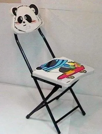 Child’s chair “PALLAVI” with plastic back and seat and metal frame