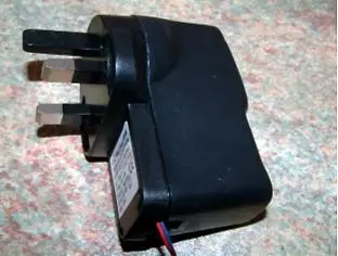 Travel mobile phone charger