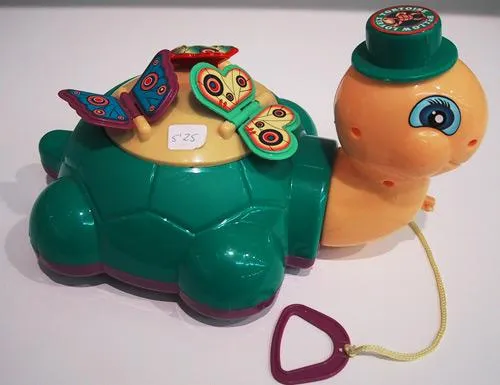 Игрушка-каталка «Черепаха с бабочками»