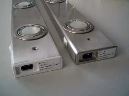 Undercupboard lighting appliances 'Paneel': 1. 2x20 W and 2. 3x20 W