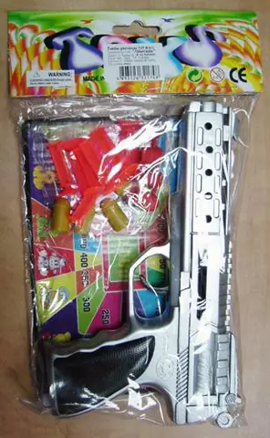 Игрушечный пистолет