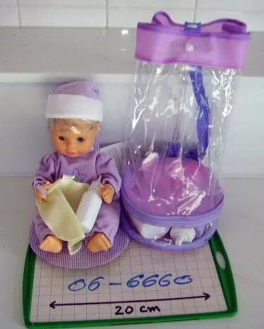 Кукла в виниловом пакете с аксессуарами