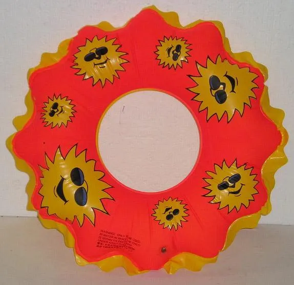Inflatable swim ring in the shape of a sun