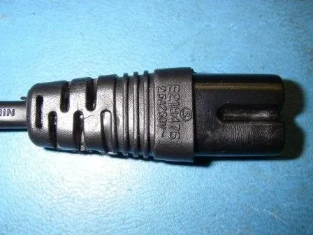 Силовой кабель - Шнур с вилкой p/n PL09593