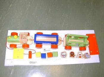 Wooden toy - wooden train (50 cm) with slot-in animals