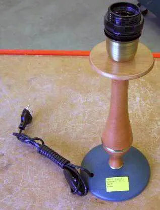 Wood style desk lamp “Lampicris - Desk lamp” 