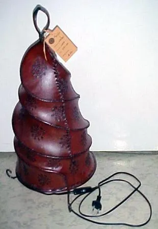 Desk lamp “Henna” with goat leather shade