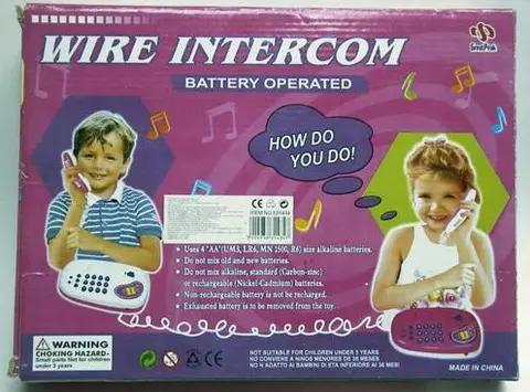Игрушечный телефон