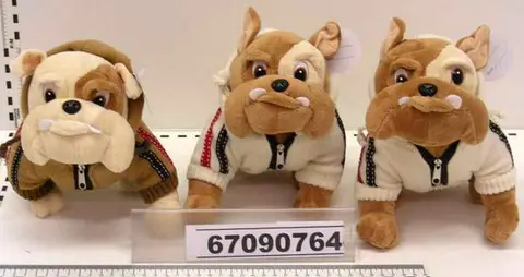 Plush toy bulldog