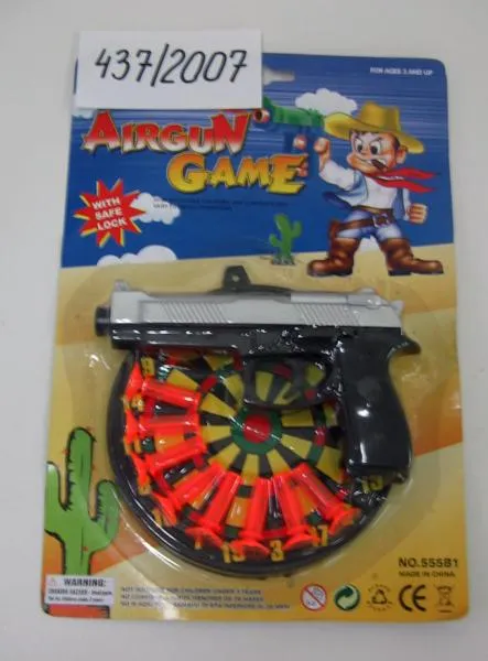 Игрушечный пистолет со стрелами - Airgun Game
