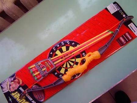 Toy gun “Super Bow arrows game” 