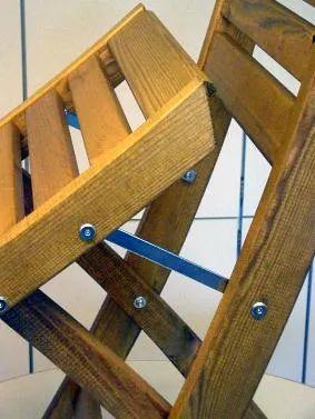 Wooden garden folding chair