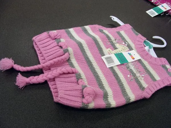 Children’s sleeveless sweater