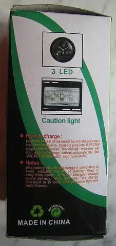 Лампа с аккумулятором и встроенным зарядным устройством - 3 LED / Caution light
