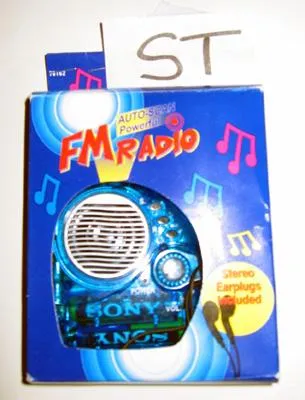 Toy radio "FM radio with earphones" 