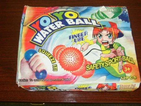 Yo-yo ball “YO-YO WATER BALL – SAFETY SPORT BALL”; the ball contains small animal figures
