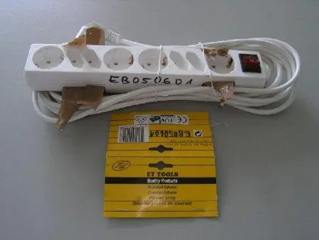 Электрический удлинитель «ET TOOLS Power strip» с восемью розетками