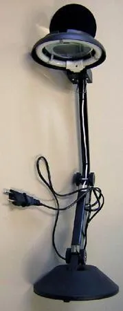 Electric desk lamp "AOYUE"; movable and magnifying; 22 W; 230 V