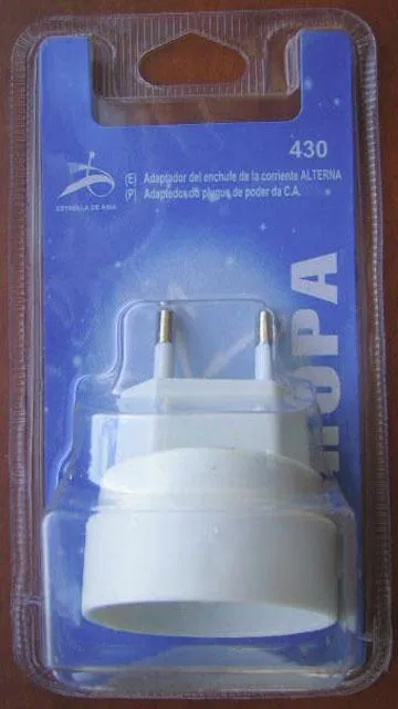 Переходник для вилки - Adaptador del enchufe de la corriente ALTERNA