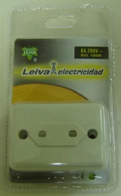 Настенная электрическая розетка - Leiva Electricidad