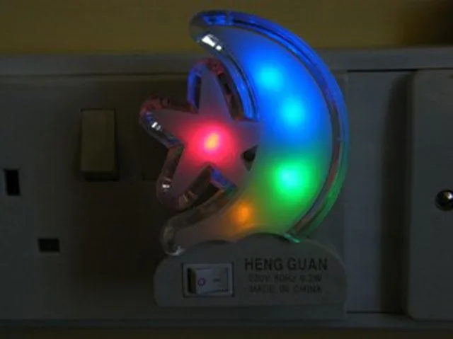 Ночник - The Little Poly-Coloured Fluorescent