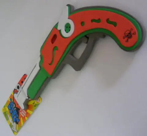 Игрушечный пенный пистолет со светом и звуком