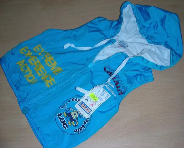 Children’s sleeveless jacket