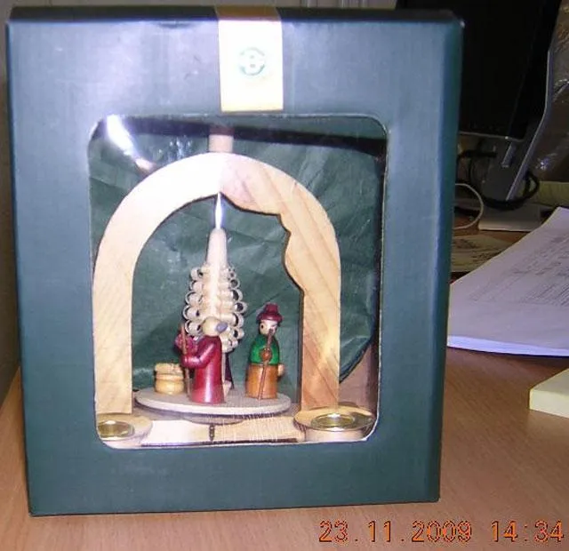 Christmas Pyramid - Krippe