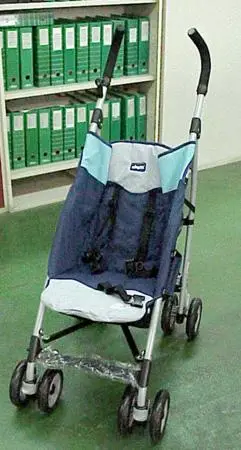 Детская прогулочная коляска "Chicco"
