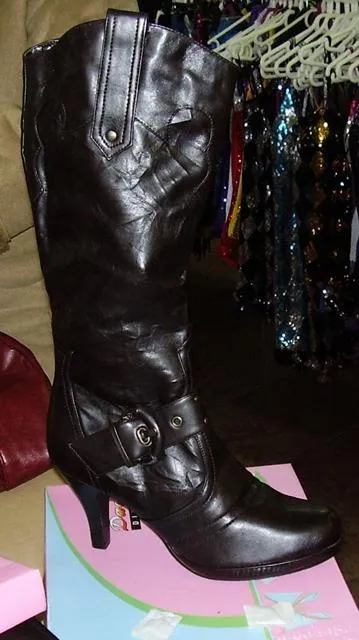 Ladies' boots