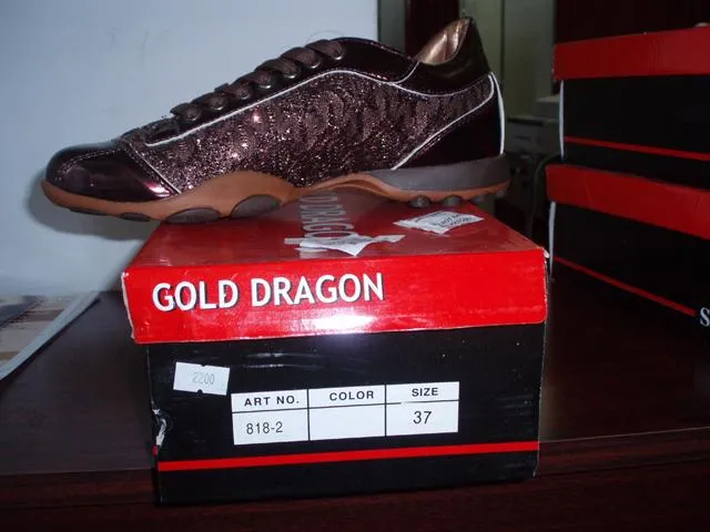 Ladies' shoes