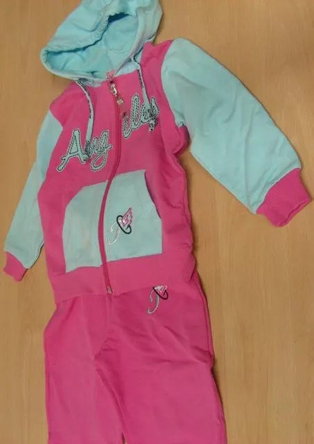 Children`s sports outfit - Angeles