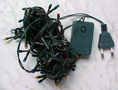 Lighting chain with the following indication: "MULTI FUNCTION 140 RICE LIGHT" with 140 pie