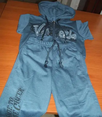 Baby's garment set