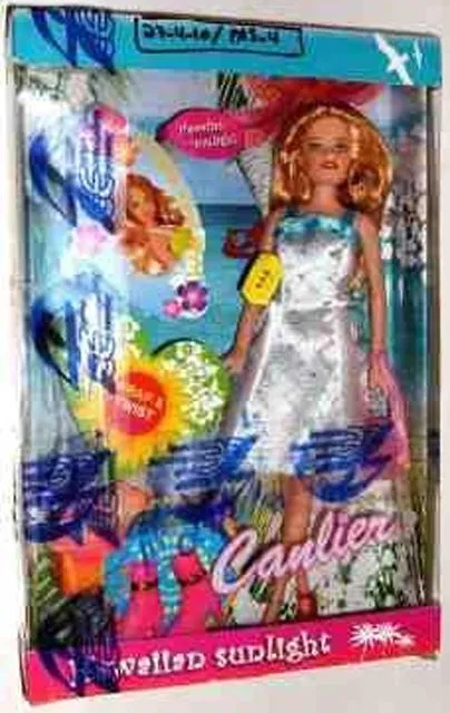Пластиковая кукла - Canlier Doll