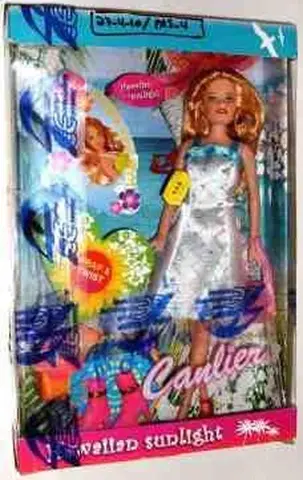 Plastic doll - Canlier Doll