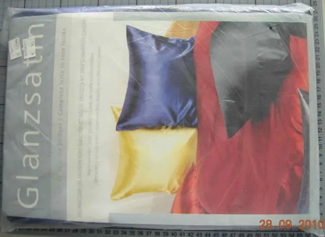 Set of satin bed linen