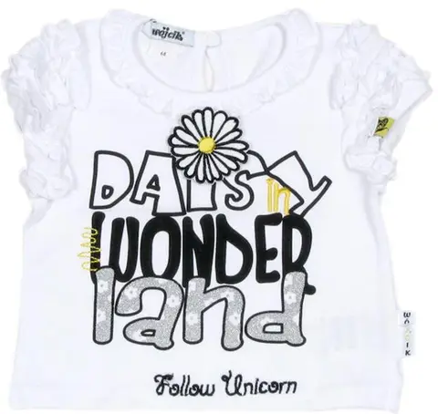 T-shirt (Daisy in Wonderland Follow Unicorn)