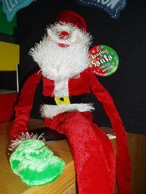 Hanging Santa with Sound