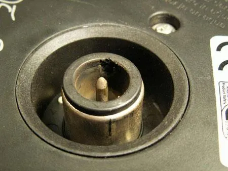 Contact assembly 