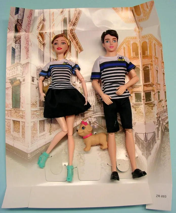Plastic doll set