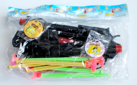 Toy gun set