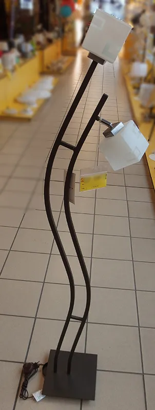 Floor lamp