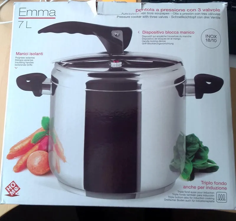 Pressure cooker