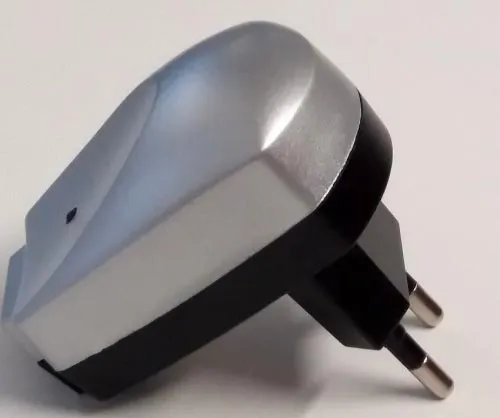 USB-зарядное устройство
