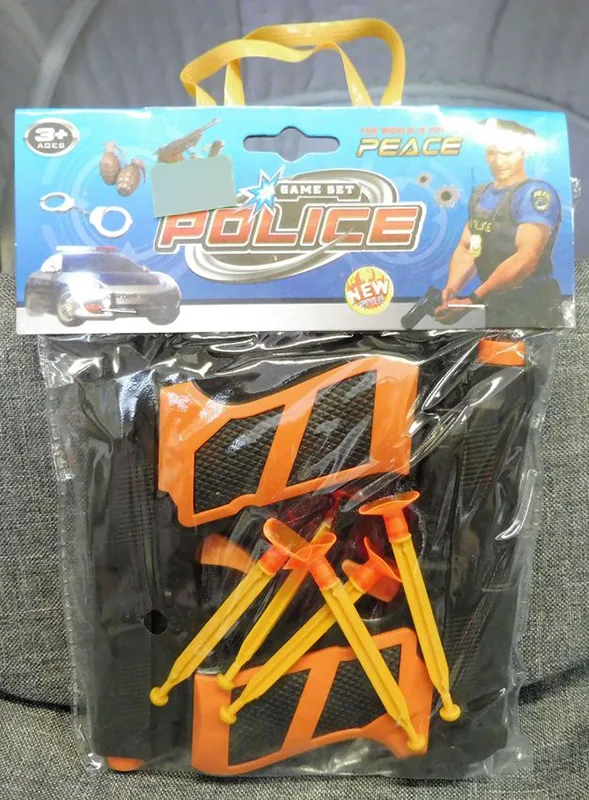 Plastic toy set