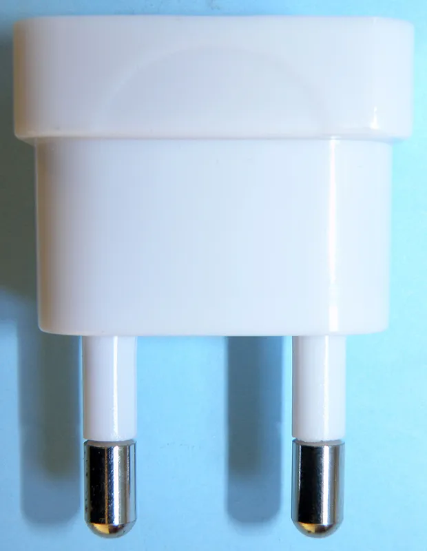 Travel adaptor