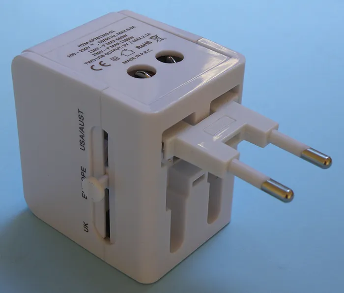 Travel adaptor