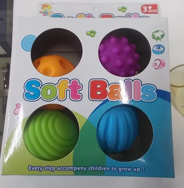 Plastic balls